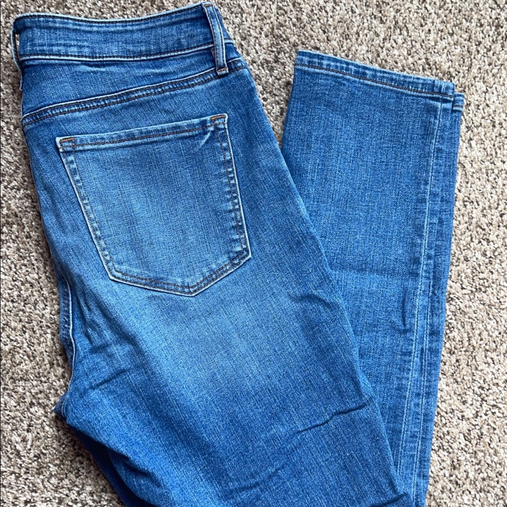 Loft Curvy Skinny Crop Jeans 29/8